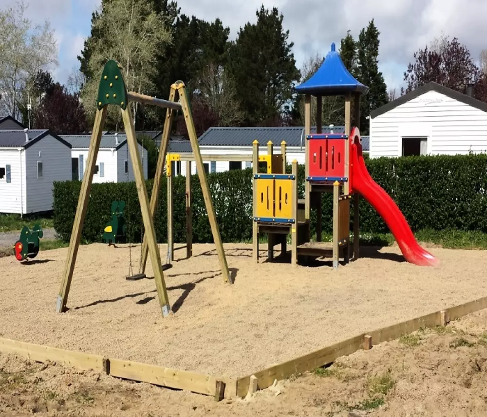 Camping Le Domaine de Brehadour4 Stars★★★★