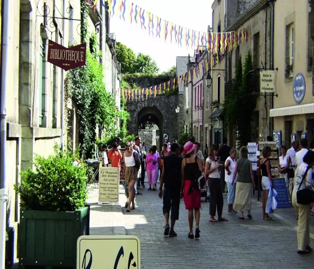 Camping Le Domaine de Brehadour4 Stars★★★★