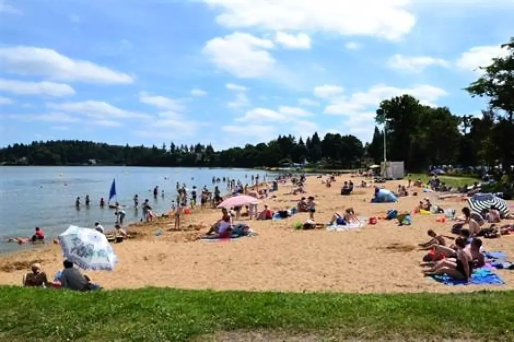 Camping des Cerisiers 3 Estrellas★★★