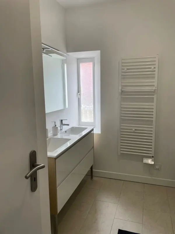 Tágas lakás 120 m2-től a gujan-métrákig