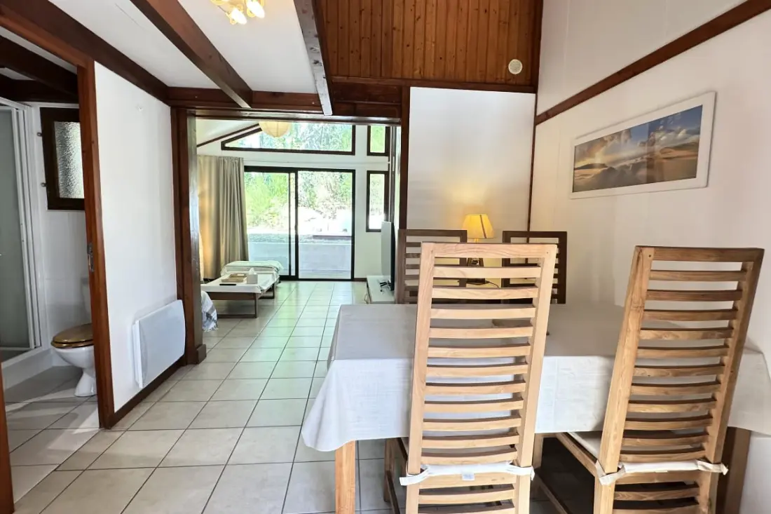 Charming chalet 2ch medence és kert