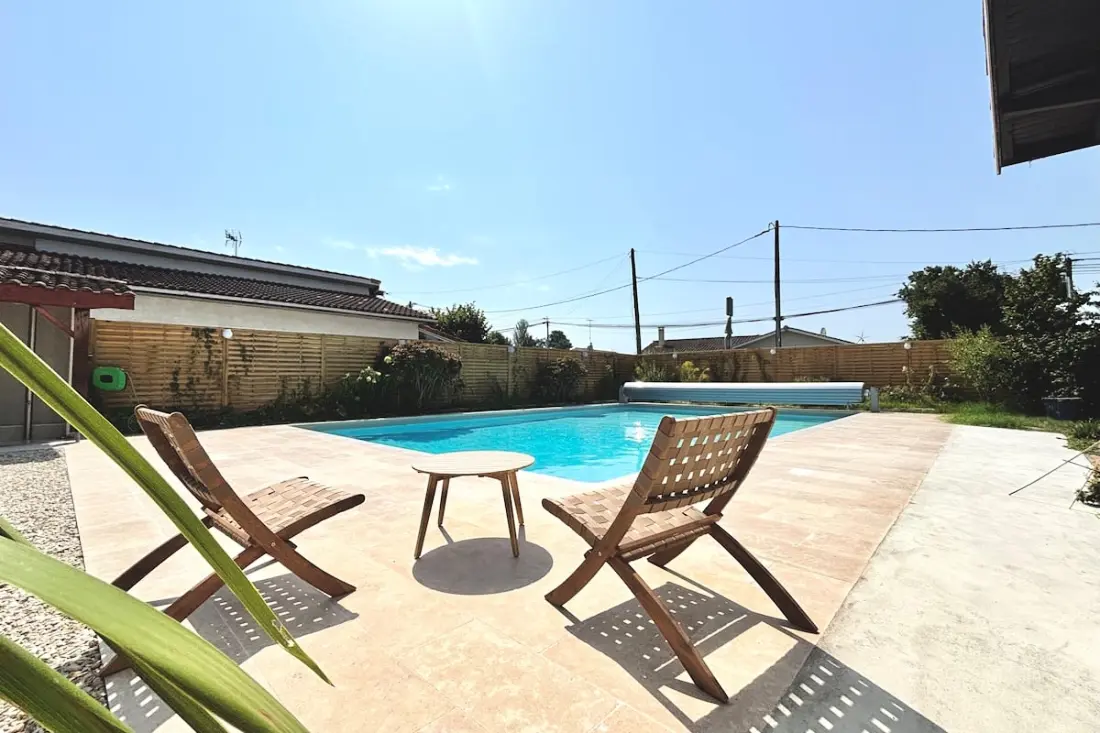 Rezidencia Villa Luxurious With Swimming Pool
