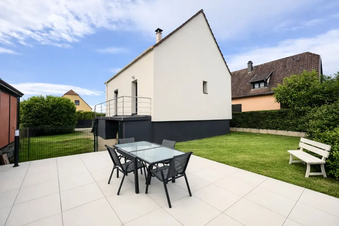 Villa Bartholdi - Ház és kert Holtzheimben