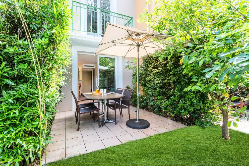 Résidence Pierre & Vacances Le Hameau de la Pinède 3 étoiles★★★