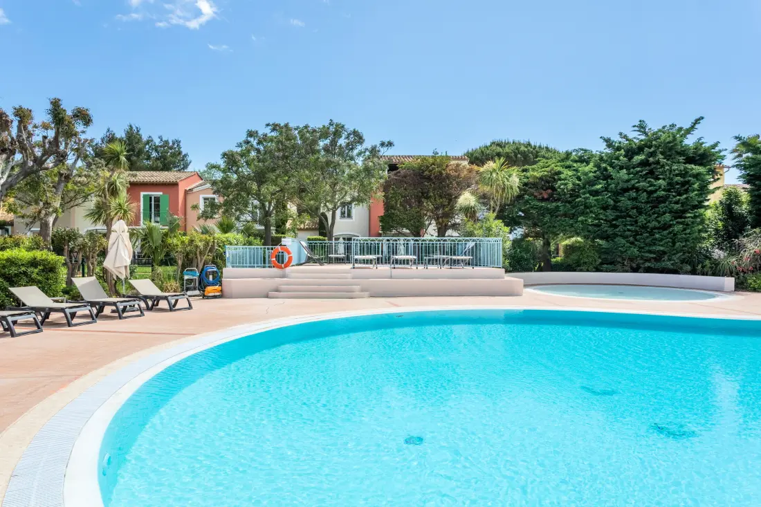Residencia Pierre & Vacances Le Hameau de la Pinède 3 Estrellas★★★