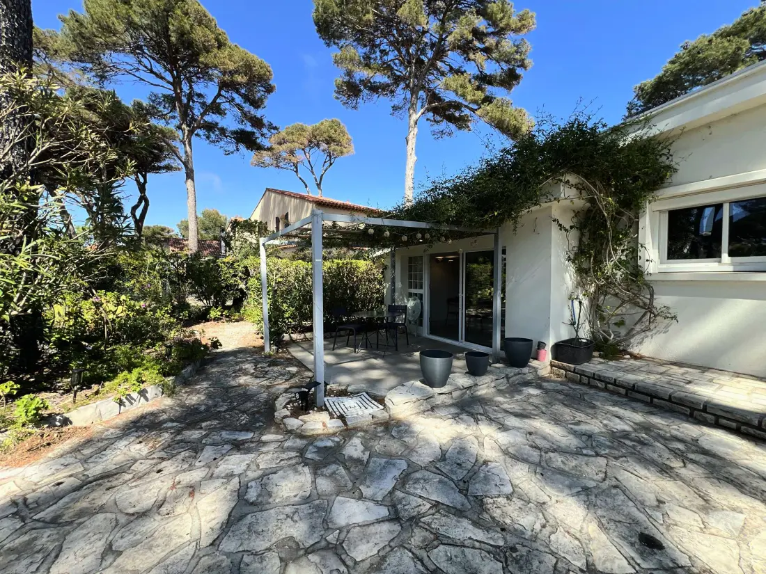 Hyelin-Hyeres Residence