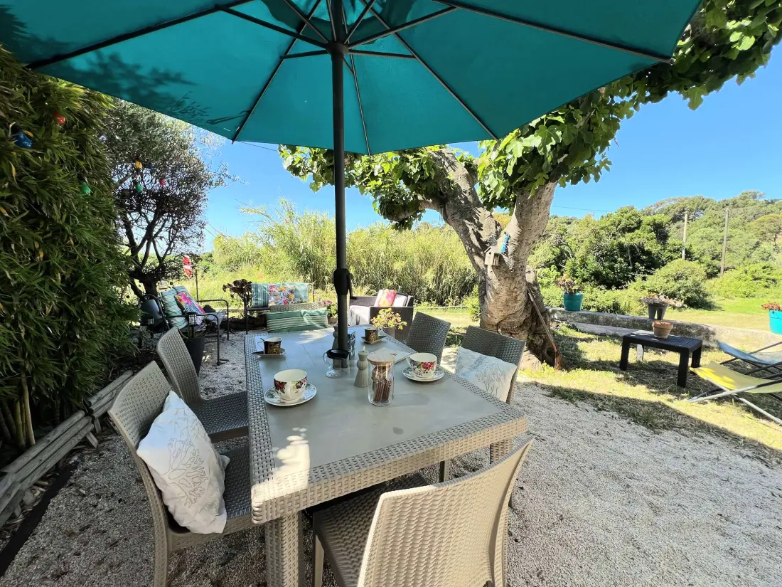 La Crique-hyeres lakóhely