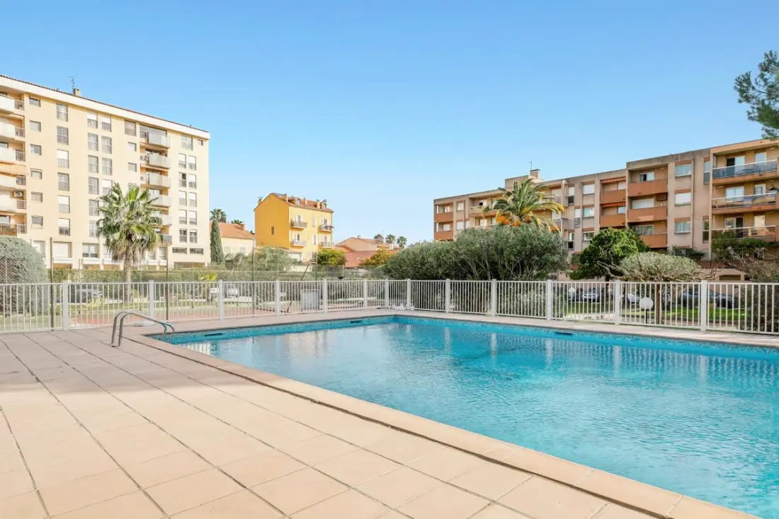 Apartman Hyères medence és erkély