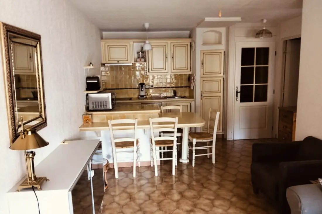 Apartman Au Port De Hyères