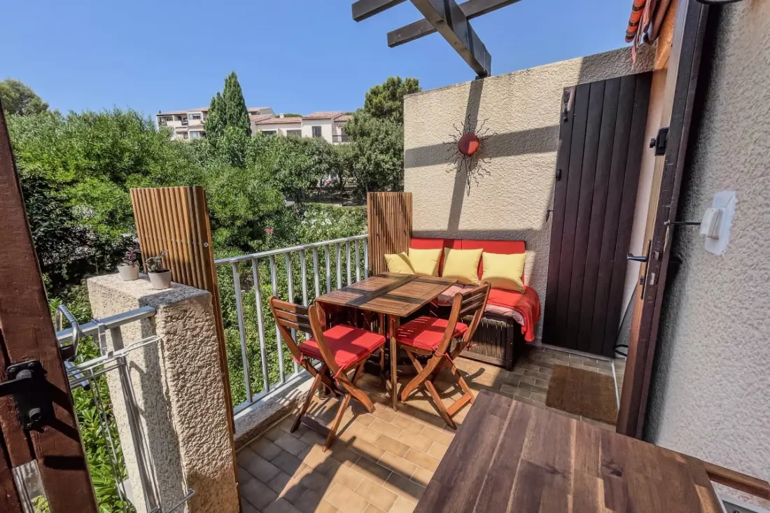 Charming Studio Terrace közelében