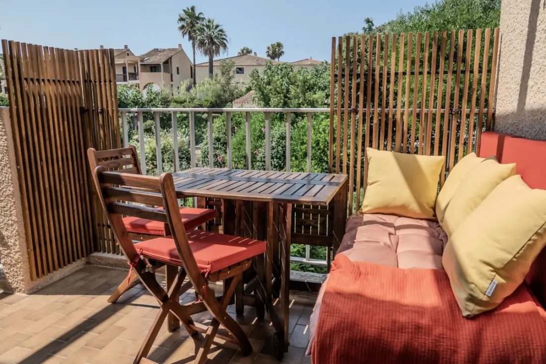 Charming Studio Terrace közelében
