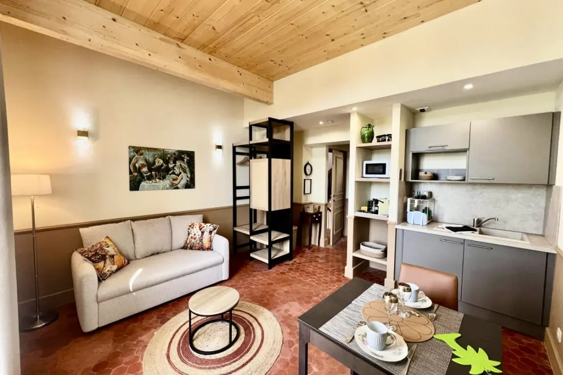 Poetic és Cosy Apartman