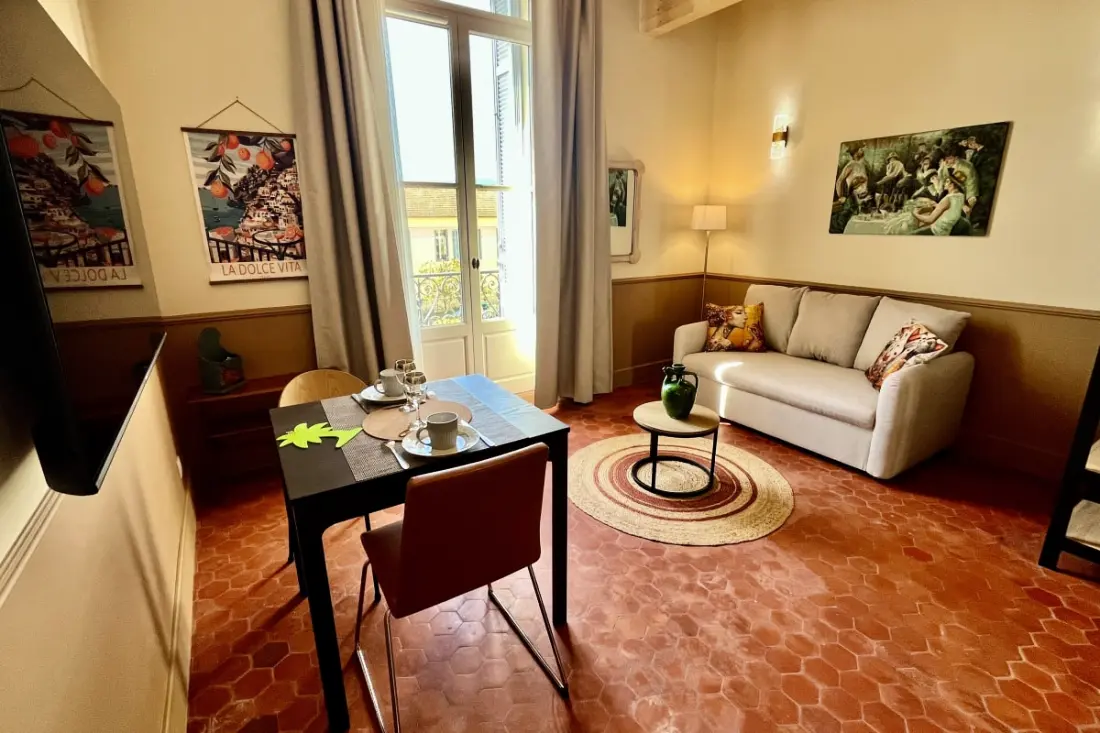 Poetic és Cosy Apartman