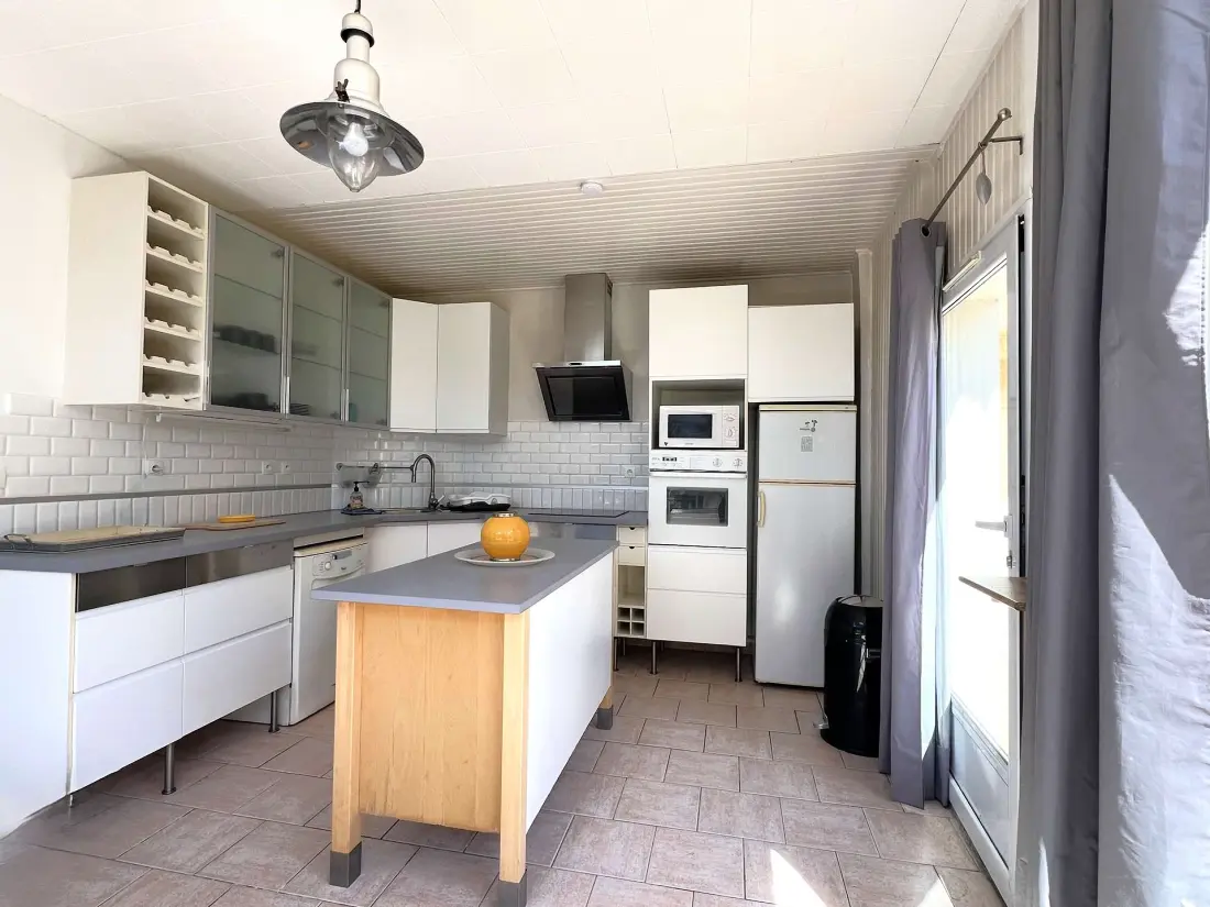 Mistral-la Capte Residence