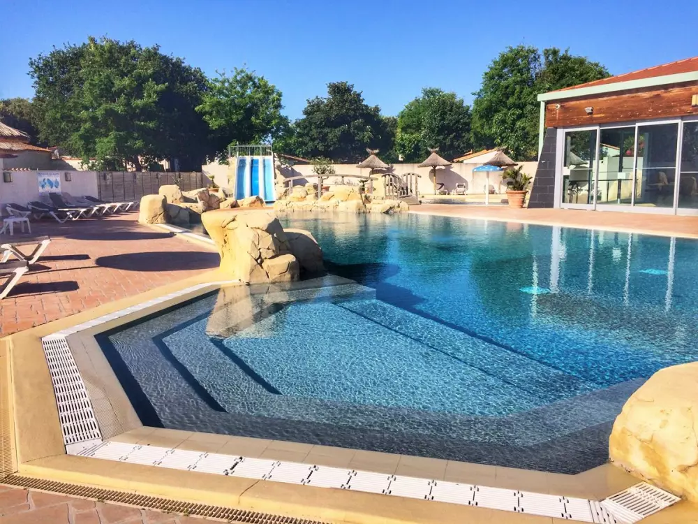 Campsite Les Gros Joncs 4 Stars★★★★