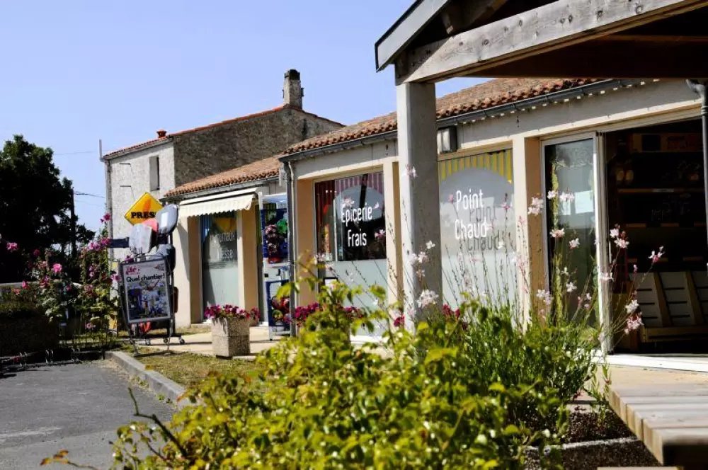 Campsite Les Gros Joncs 4 Stars★★★★