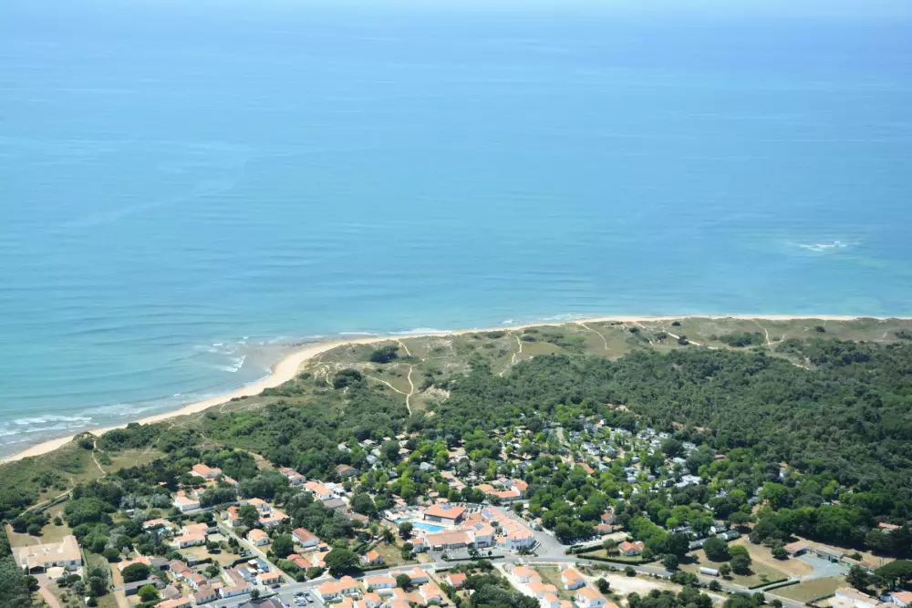 Campsite Les Gros Joncs 4 Stars★★★★