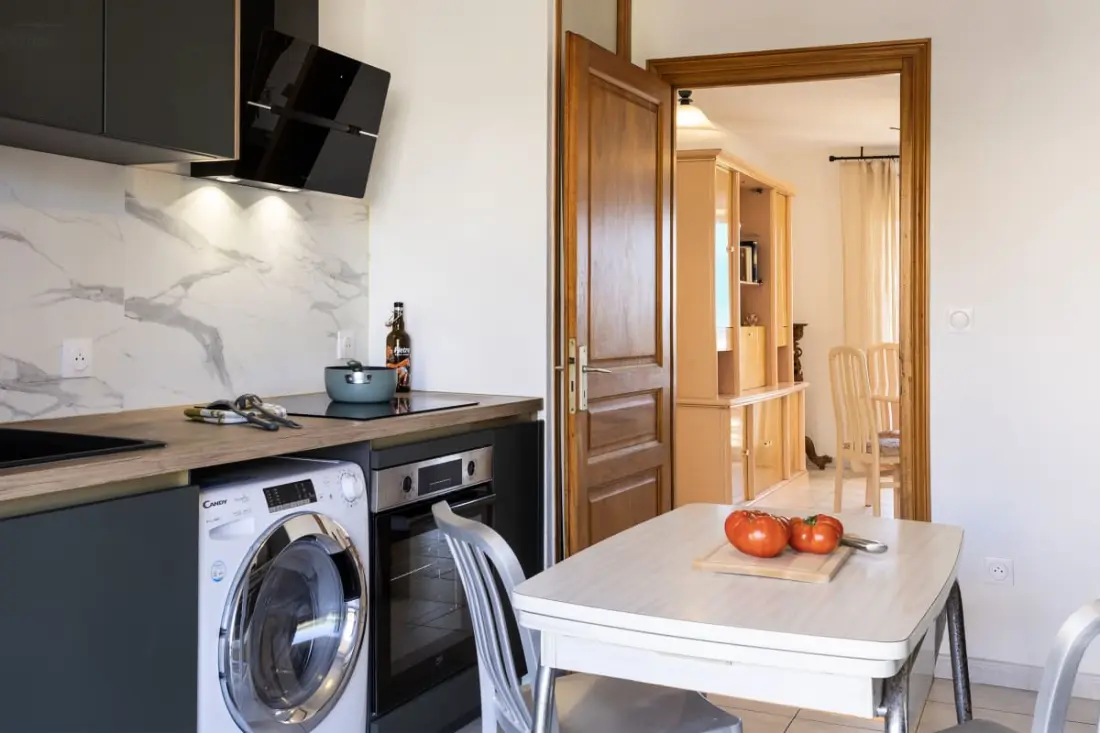 Casa Luiggina - Charming Apartment With Sea View az L-Ile-Rousse szívében