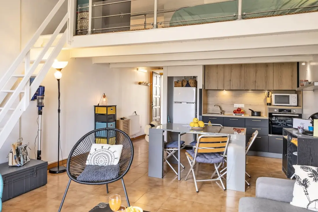 Casa Semaphore