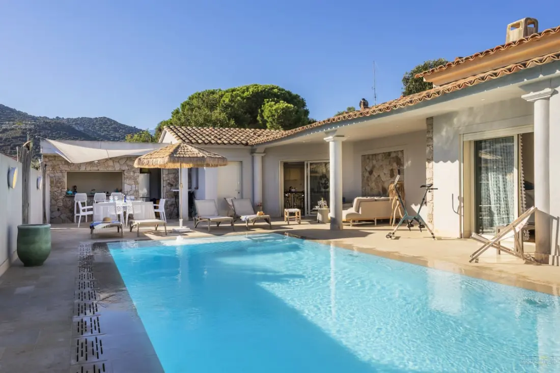 Villa Stella – Charme Et Piscine Privée Près Du Centre De L'Île-rousse