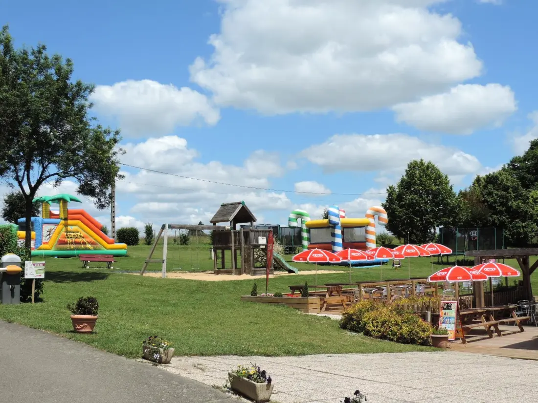 Camping Le Bois Fleuri 3 Sterren★★★