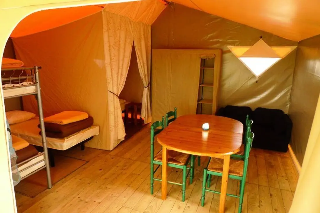 Ushuaïa Villages - Camping de Pont Calleck 3 Sterne★★★