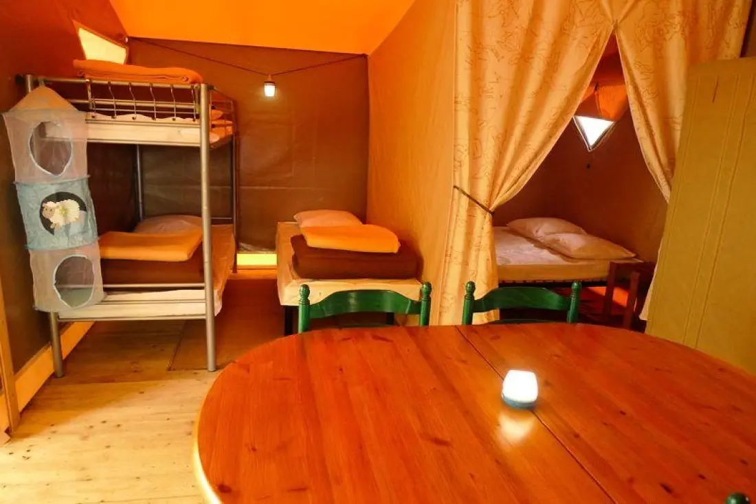 Ushuaïa Villages - Camping de Pont Calleck 3 Sterne★★★