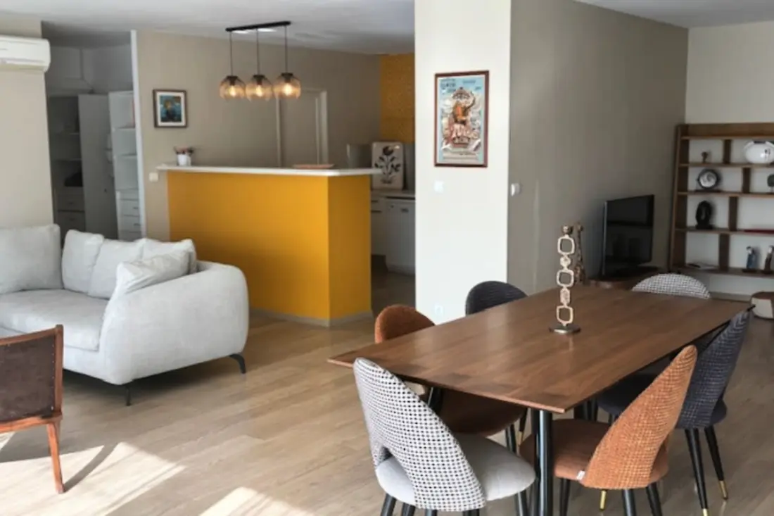 Gyönyörű 5 perces lakás a Pied Du Centre-ben