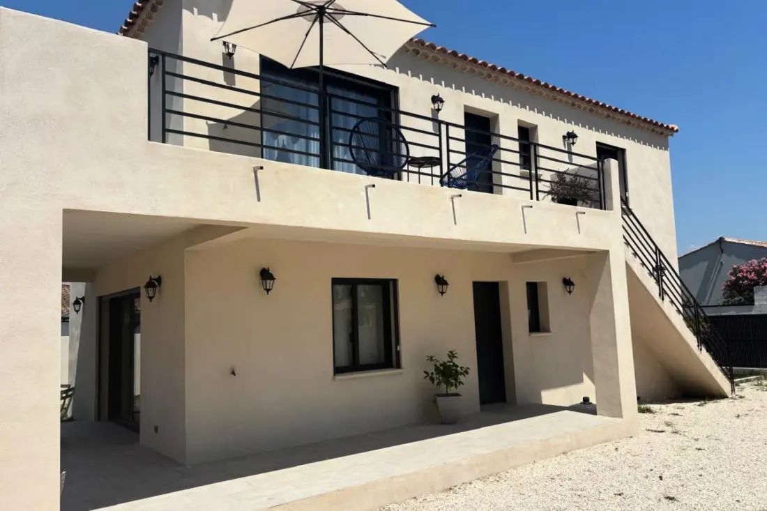 Solea - Terrace oldal