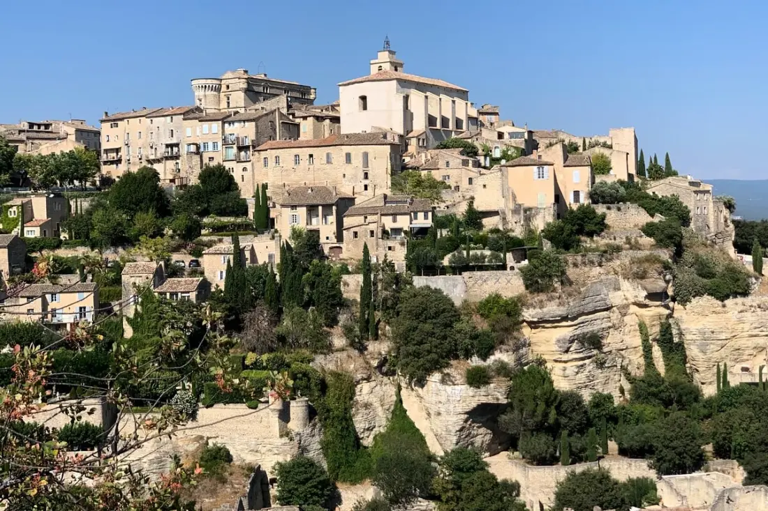 A Provence Napja alatt