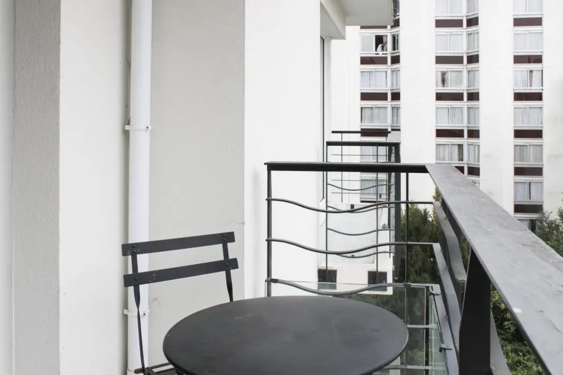 Issy • Studio met parkeerplaats • 3 min. van een tweekamerappartement • 10 min. van de tentoonstelling