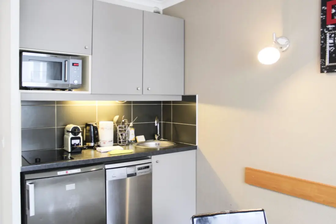 Issy • Studio met parkeerplaats • 3 min. van een tweekamerappartement • 10 min. van de tentoonstelling
