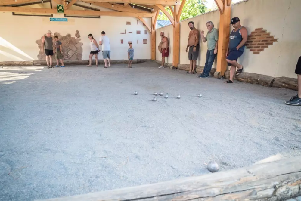 Camping Paradis La Pomme de Pin4 Sterren★★★★