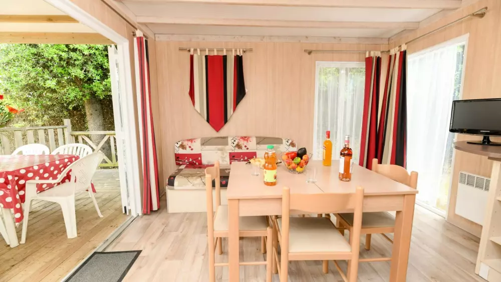 Camping Paradis La Pomme de Pin4 Sterren★★★★