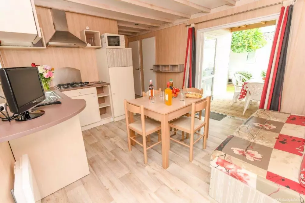 Camping Paradis La Pomme de Pin4 Sterren★★★★