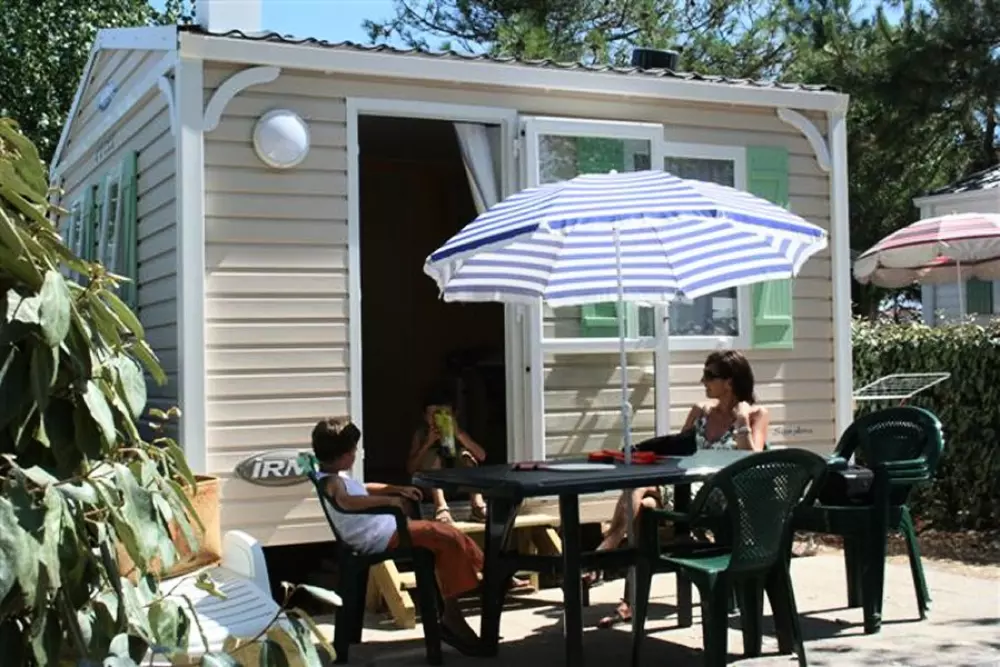 Camping Paradis La Pomme de Pin4 Sterren★★★★