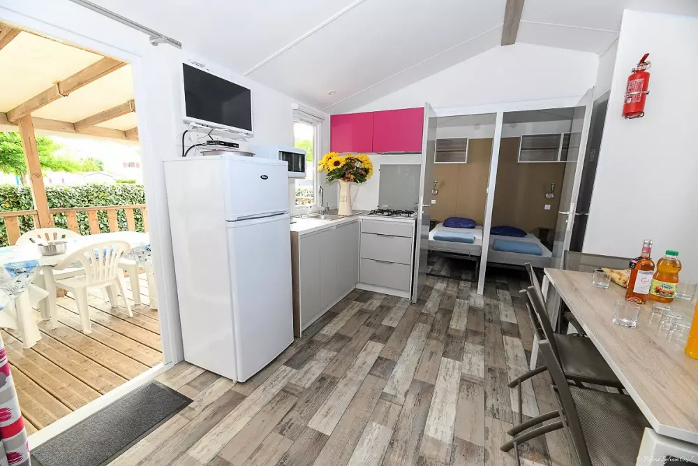 Camping Paradis La Pomme de Pin4 Sterren★★★★