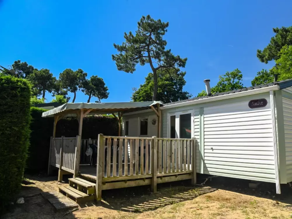 Camping Paradis La Pomme de Pin4 Sterren★★★★