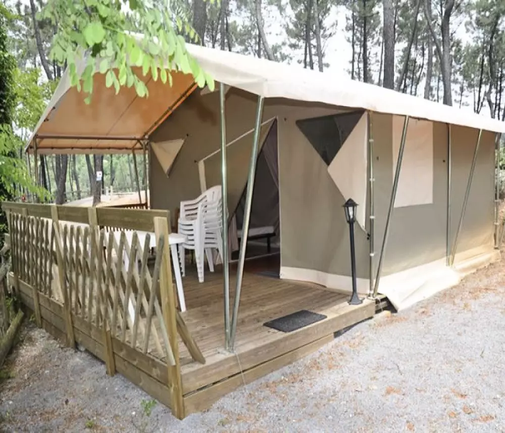 Camping Paradis Bois Simonet4 Sterren★★★★