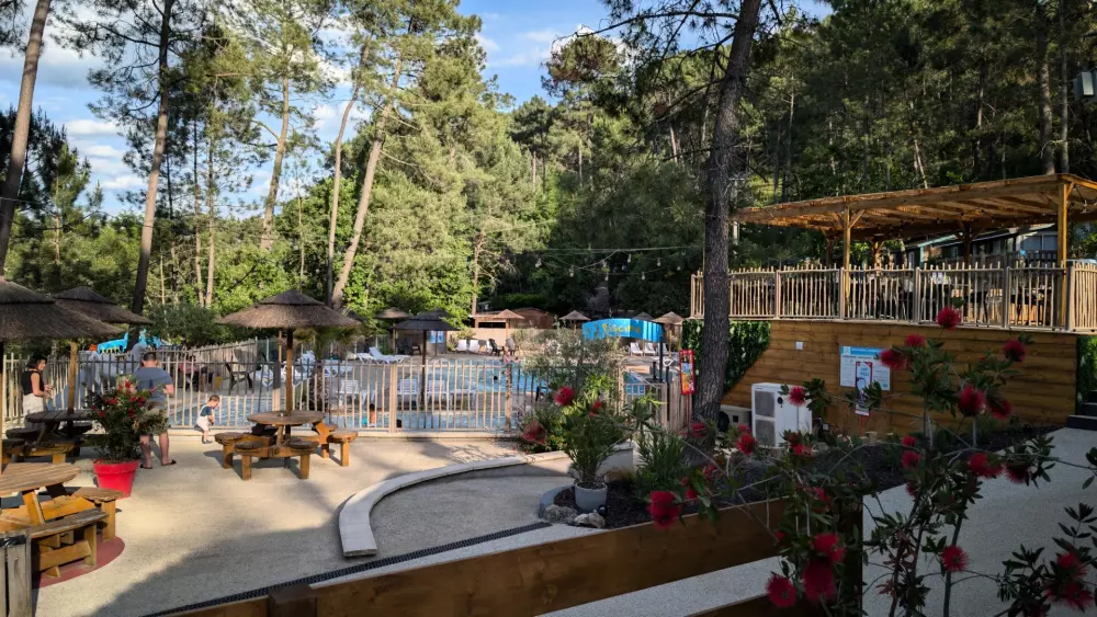 Camping Paradis Bois Simonet4 Sterren★★★★