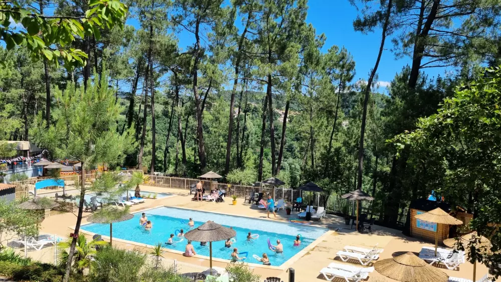 Camping Paradis Bois Simonet4 Sterren★★★★