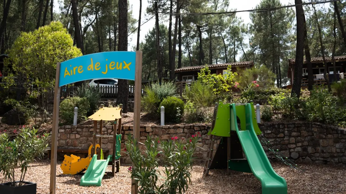Camping Paradis Bois Simonet4 Sterren★★★★