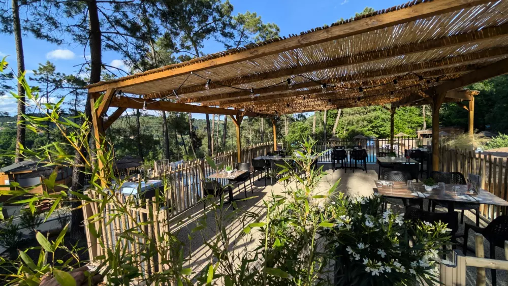 Camping Paradis Bois Simonet4 Sterren★★★★