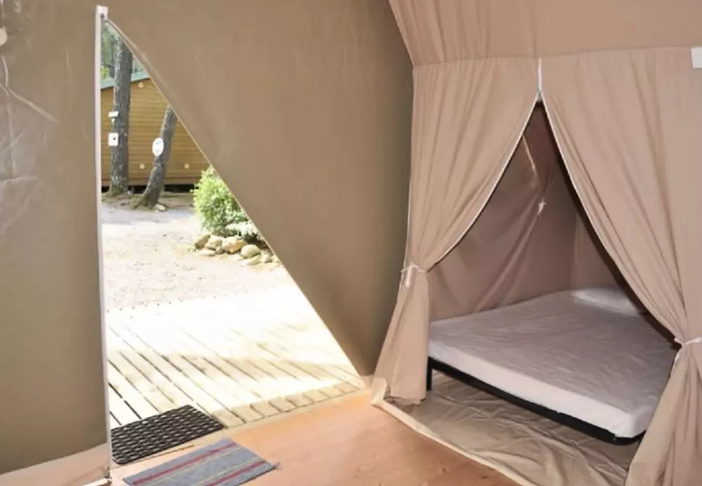 Camping Paradis Bois Simonet4 Sterren★★★★