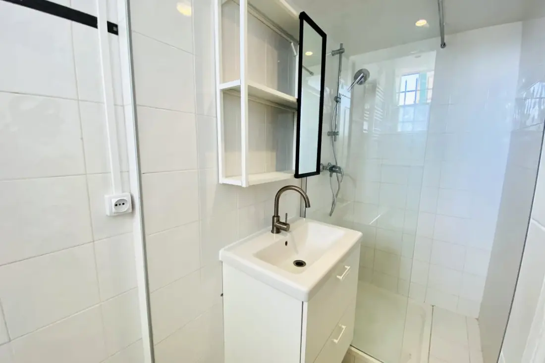 Residence Elegante klimatisierte Wohnung • 5 min in Pied Des Plages De Juan-les-pins