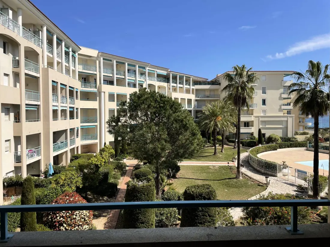 Rezydencja Les Pins Bleus A