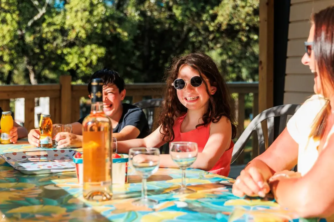 Campingplatz Les Chênes 3 Sterne★★★