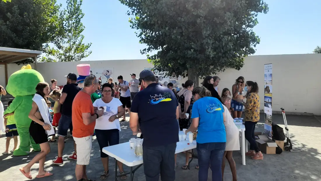 Flor Camping Le Pré des Sables 3 Estrellas★★★
