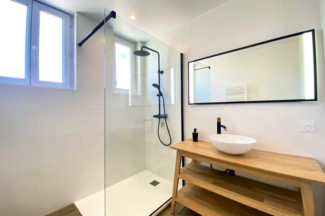 Villa Ker Tesson: Private Jacuzzi, Port 700m, Fisherman háza, 10 pers