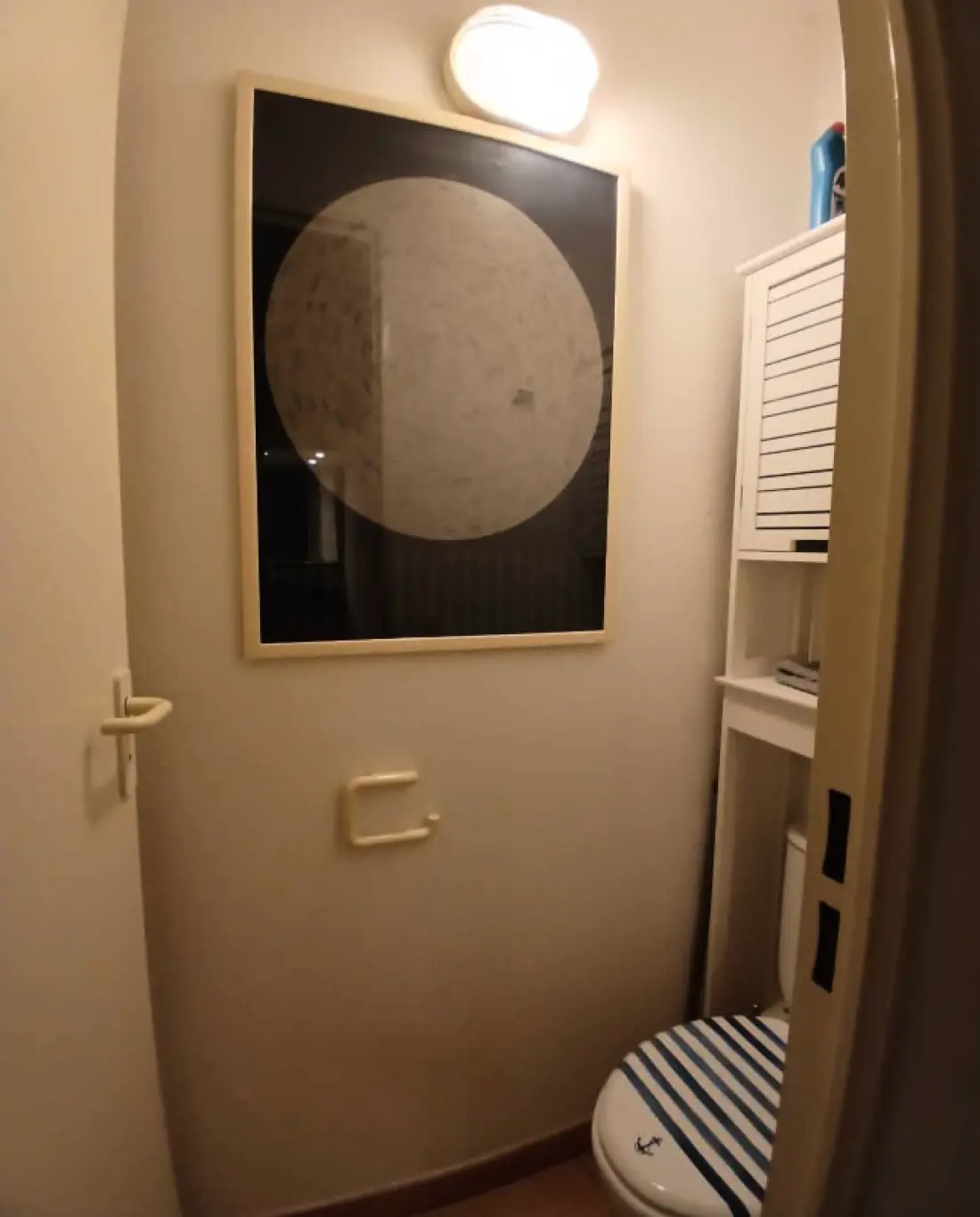 Apartman medencével és kert közelében